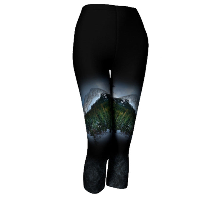 Hazy Shade of Chester: Legging + Capri