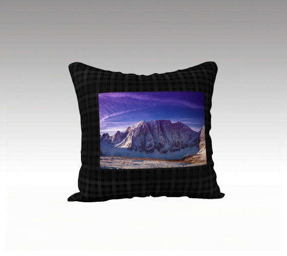 Rockwall Pillow Cover